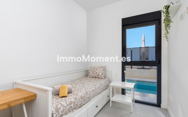Resale - Detached villa - San Fulgencio - La Marina