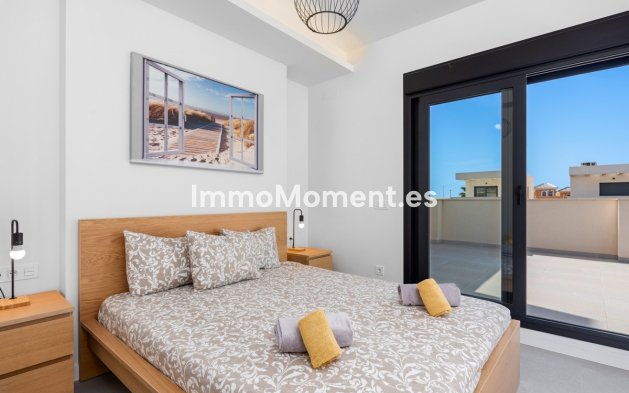 Resale - Detached villa - San Fulgencio - La Marina