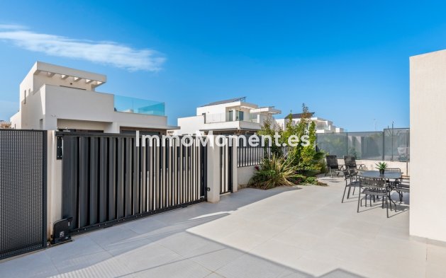 Resale - Detached villa - San Fulgencio - La Marina