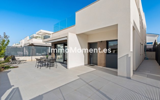 Resale - Detached villa - San Fulgencio - La Marina