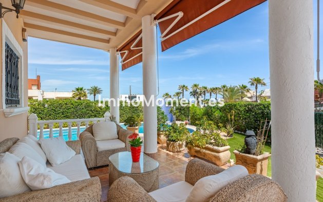 Resale - Detached villa - Torrevieja - La Mata