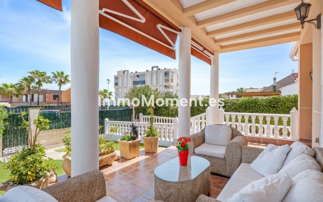 Resale - Detached villa - Torrevieja - La Mata