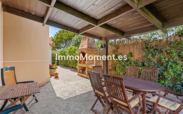Resale - Detached villa - Torrevieja - La Mata