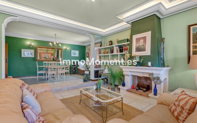 Resale - Detached villa - Torrevieja - La Mata