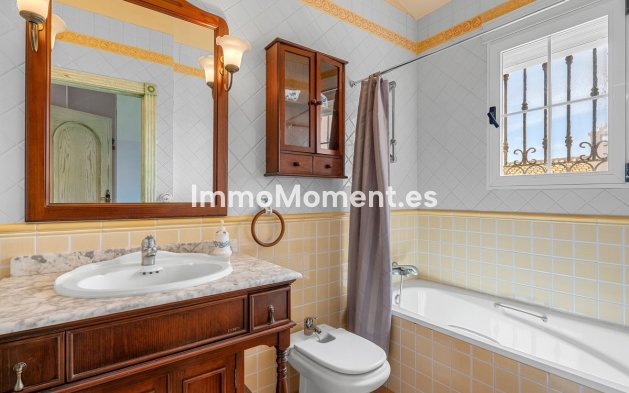 Resale - Detached villa - Torrevieja - La Mata