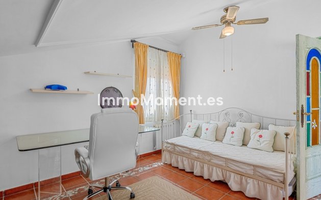 Resale - Detached villa - Torrevieja - La Mata