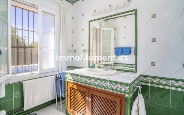Wiederverkauf - Freistehende Villa - Marbella - Guadalmina Alta