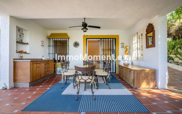 Wiederverkauf - Freistehende Villa - Marbella - Guadalmina Alta
