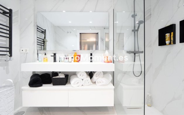 Resale - Apartment - Marbella - Cabopino