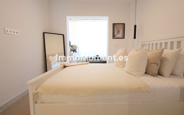 Resale - Apartment - Marbella - Cabopino