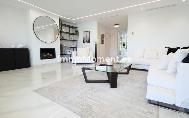Resale - Apartment - Marbella - Cabopino