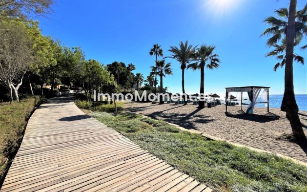 Resale - Apartment - Manilva - La Duquesa