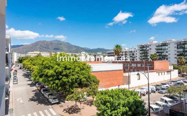 Resale - Apartment - Estepona - Estepona Centro