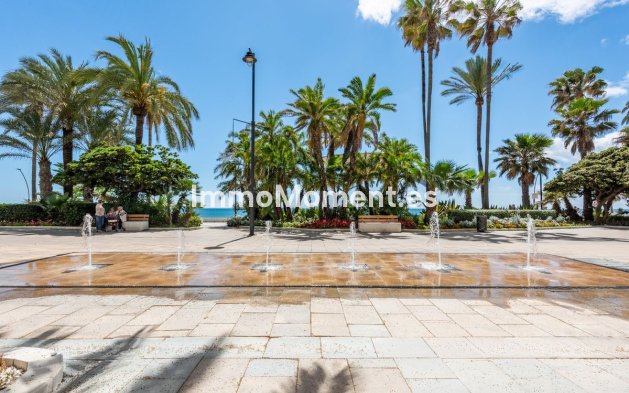 Resale - Apartment - Estepona - Estepona Centro