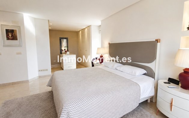 Wiederverkauf - Wohnung - Marbella - Nueva Andalucía