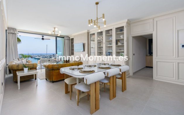 Resale - Apartment - Marbella - Puerto Banús