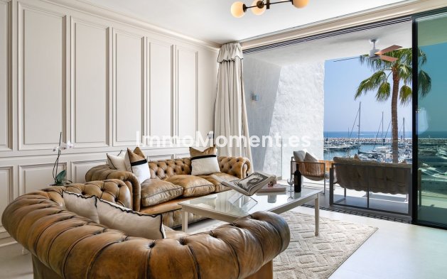 Resale - Apartment - Marbella - Puerto Banús