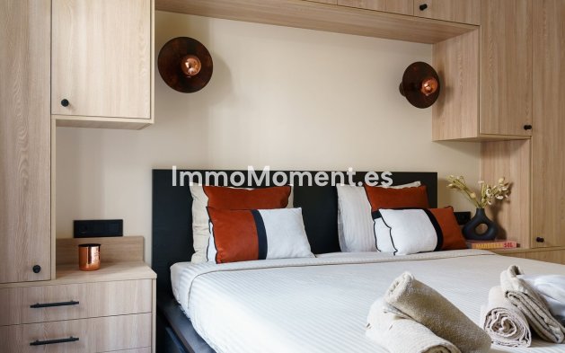 Resale - Apartment - Marbella - Puerto Banús