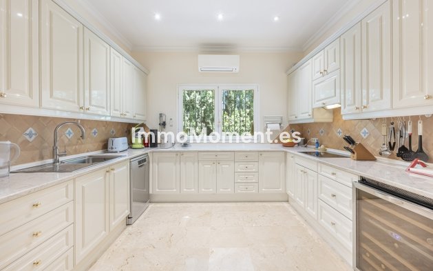 Resale - Detached villa - Benahavís - Benahavís Centro