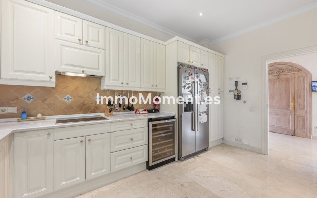 Resale - Detached villa - Benahavís - Benahavís Centro