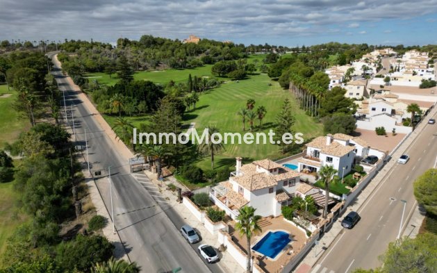 Wiederverkauf - Freistehende Villa - Orihuela - Orihuela Costa