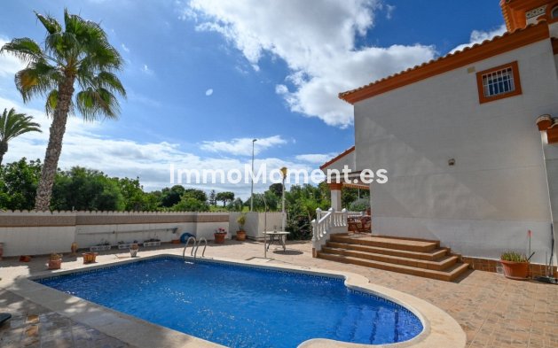 Wiederverkauf - Freistehende Villa - Orihuela - Orihuela Costa