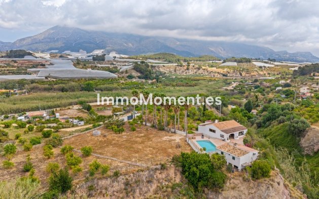 Resale - Country house - La Nucía - La Nucia Centro