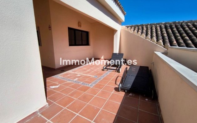 Resale - Apartment - Marbella - Puerto Banús