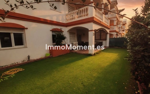 Resale - Apartment - Marbella - Nueva Andalucía