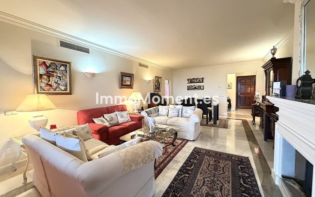 Resale - Apartment - Benahavís - Monte Halcones