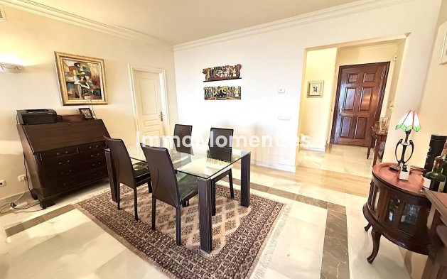 Resale - Apartment - Benahavís - Monte Halcones