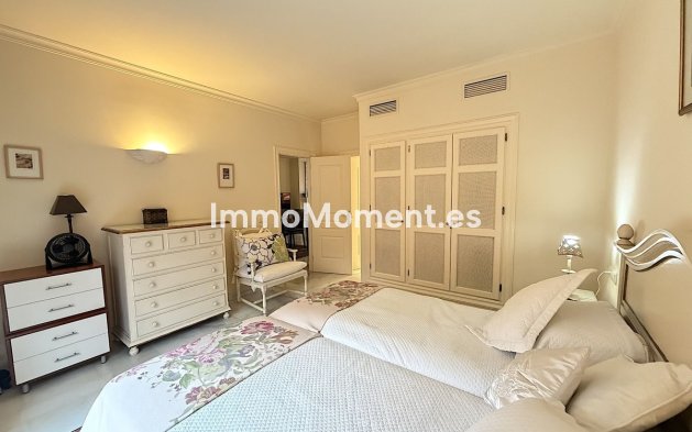 Resale - Apartment - Benahavís - Monte Halcones
