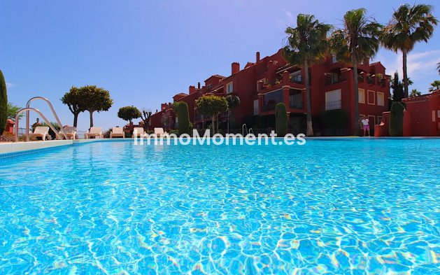 Resale - Apartment - Benahavís - Monte Halcones