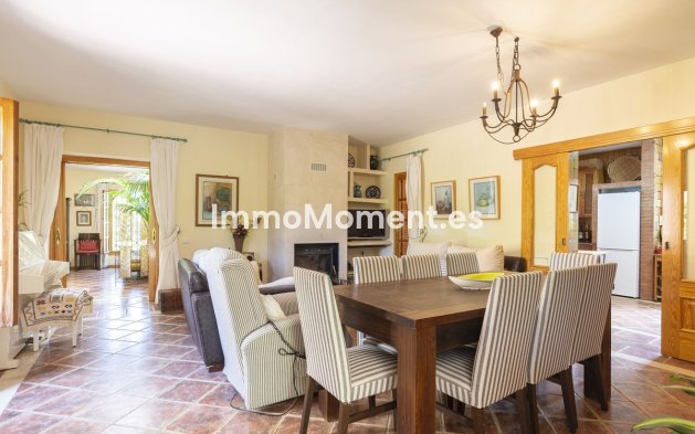 Reventa - Casa de campo - Interior  - Coín