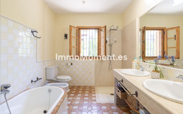 Reventa - Casa de campo - Interior  - Coín