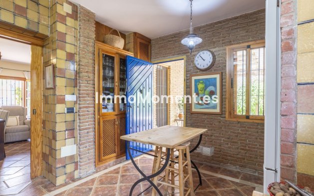Reventa - Casa de campo - Interior  - Coín