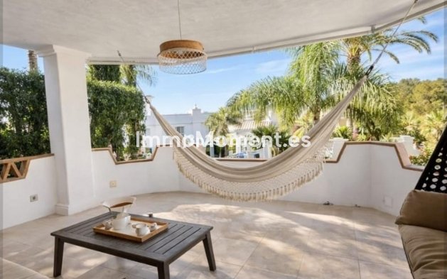 Resale - Detached villa - Estepona - Selwo