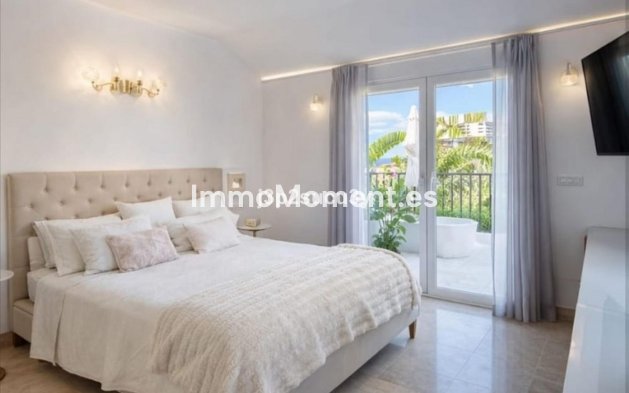Resale - Detached villa - Estepona - Selwo