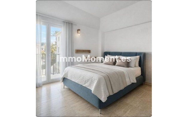 Resale - Detached villa - Estepona - Selwo
