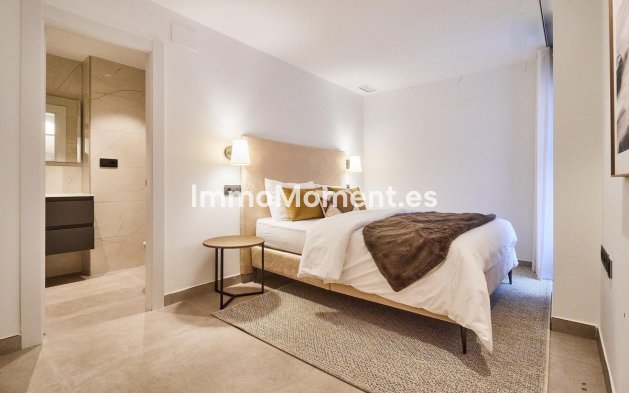 Resale - Apartment - Fuengirola - Fuengirola Centro