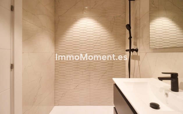 Resale - Apartment - Fuengirola - Fuengirola Centro