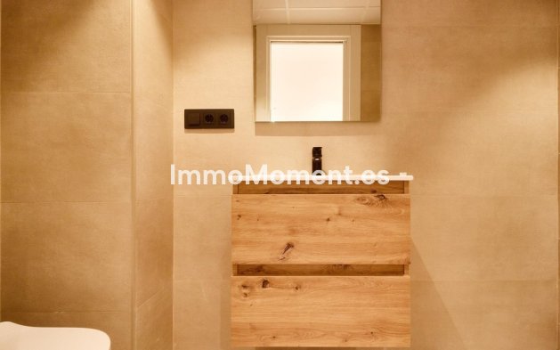 Resale - Apartment - Fuengirola - Fuengirola Centro
