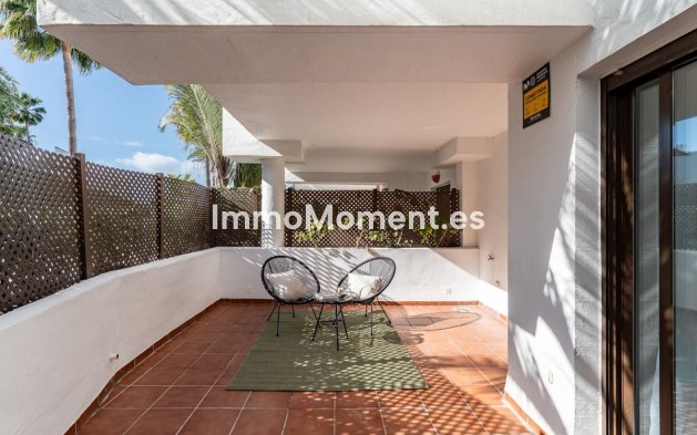 Resale - Apartment - Estepona - Estepona Centro