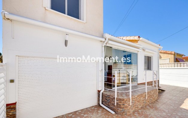 Resale - Detached villa - San Fulgencio - La Marina