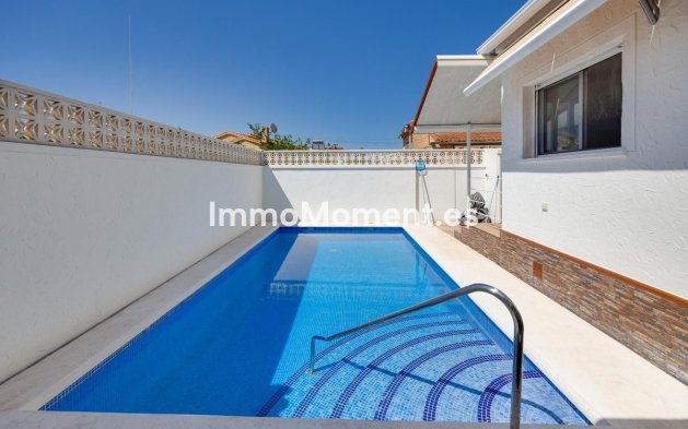 Resale - Detached villa - San Fulgencio - La Marina