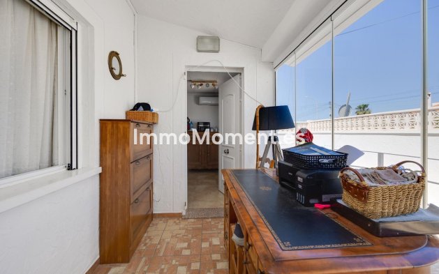 Resale - Detached villa - San Fulgencio - La Marina