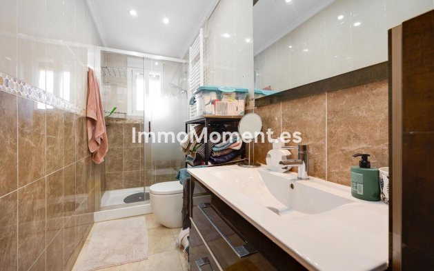 Resale - Detached villa - San Fulgencio - La Marina