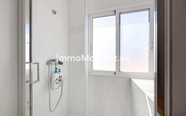 Resale - Detached villa - San Fulgencio - La Marina