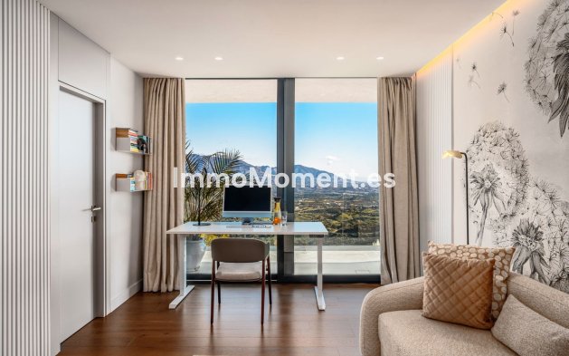 Bestaande woning - Vrijstaande villa - Marbella - La Mairena