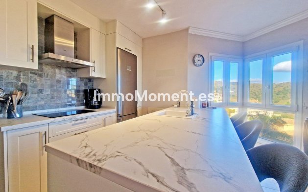 Resale - Apartment - Mijas - Calahonda